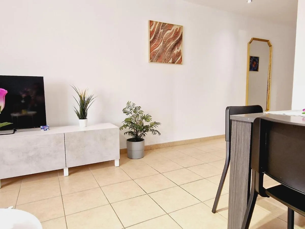 Precious 3 Bedroom, Oasis De Fanabe Wifi Free Costa Adeje  Holiday home Costa Adeje (Tenerife)
