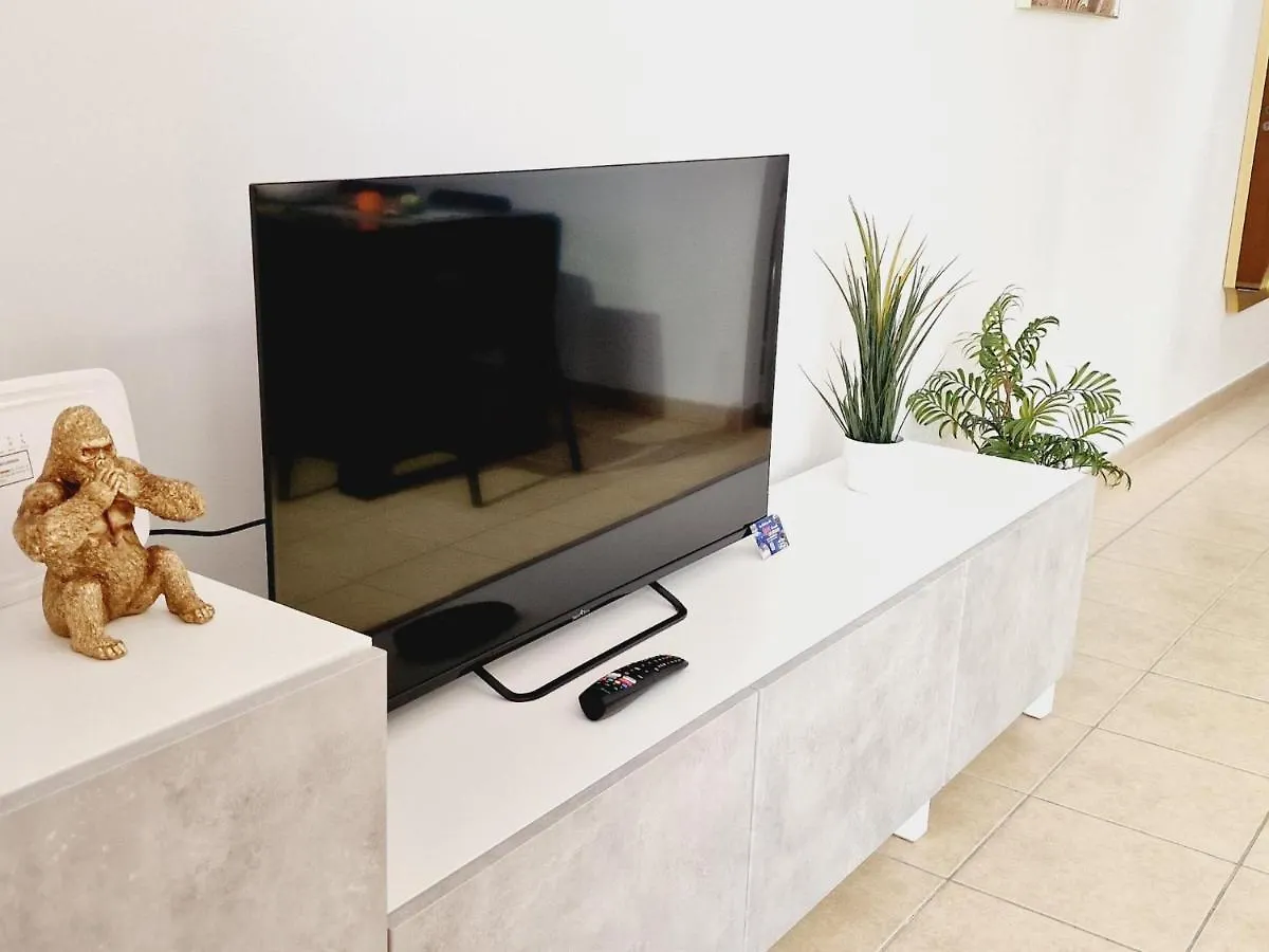 Precious 3 Bedroom, Oasis De Fanabe Wifi Free Costa Adeje  Costa Adeje (Tenerife)