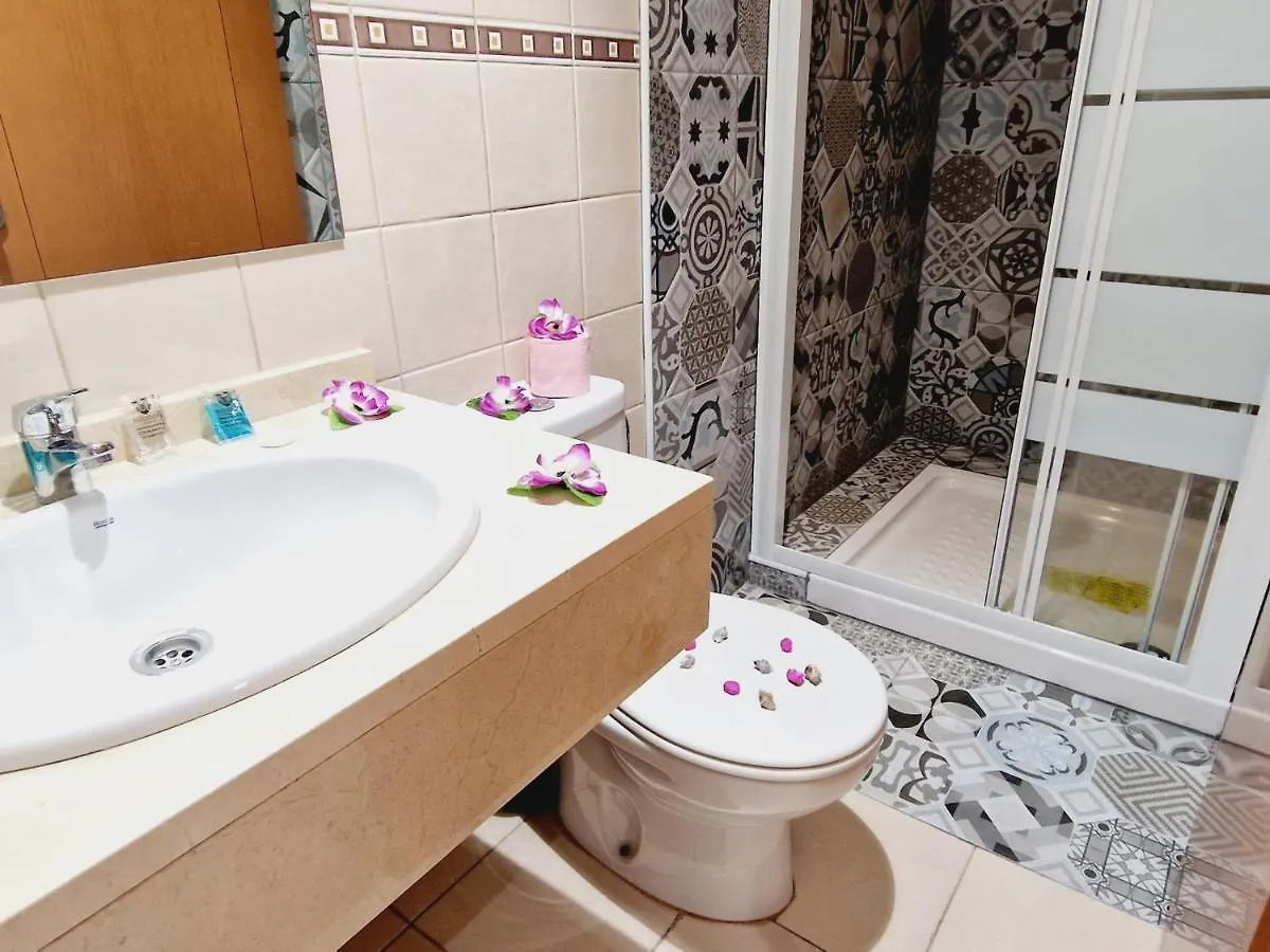 Holiday home Precious 3 Bedroom, Oasis De Fanabe Wifi Free Costa Adeje