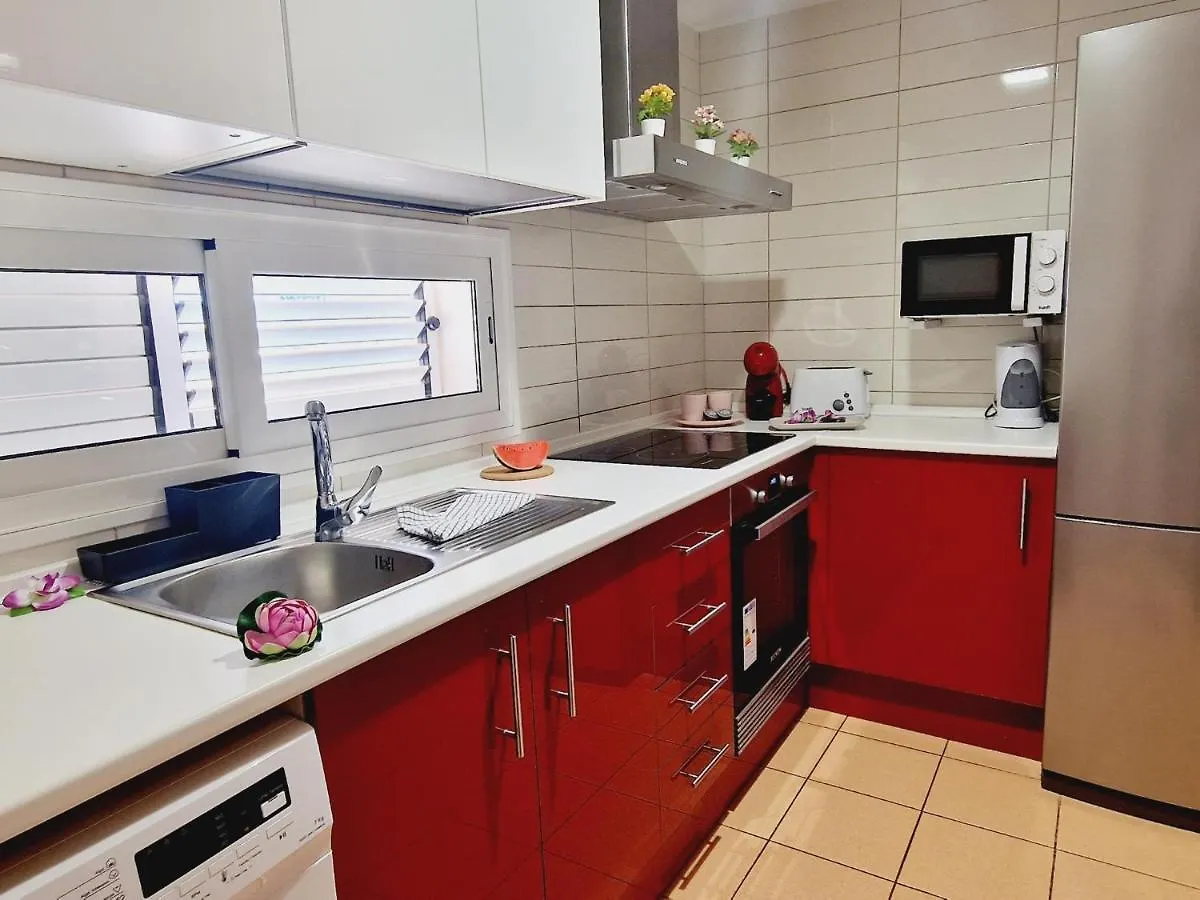 Precious 3 Bedroom, Oasis De Fanabe Wifi Free Costa Adeje  0*, Costa Adeje (Tenerife) Spain
